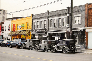 Illustration for article titled These Time-Warp Photos Show Six Cities In the Past and Present